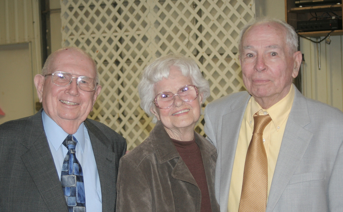 Jimmy Stallings, Juanita Sue, Bud Lindsey